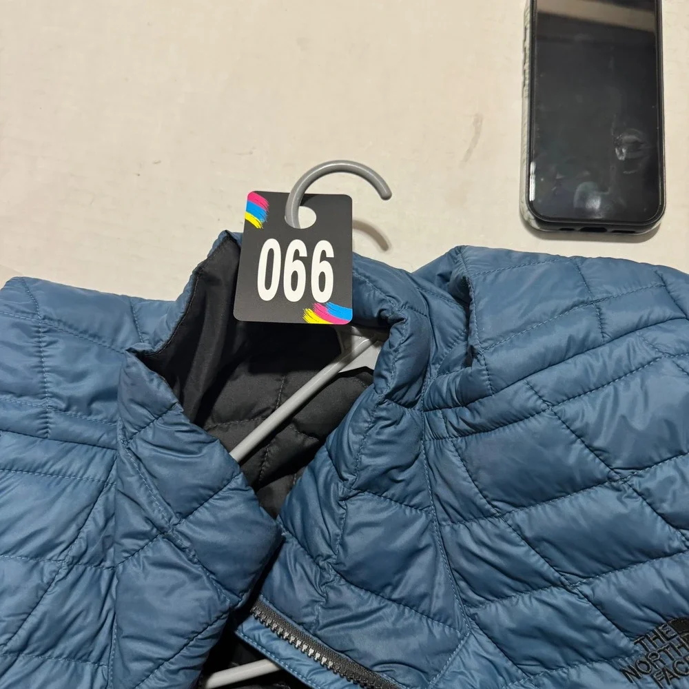 The North Face Mens ThermoBall Eco Quilted Puffer Jacket Blue Medium